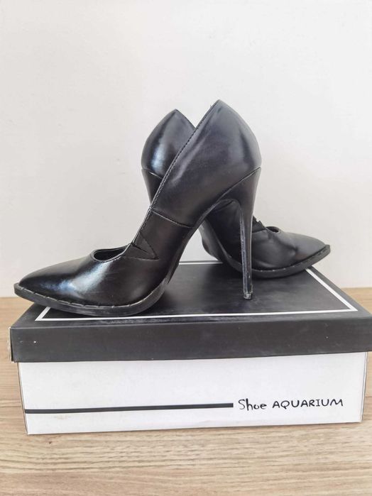 Обувки на ток shoe aquarium