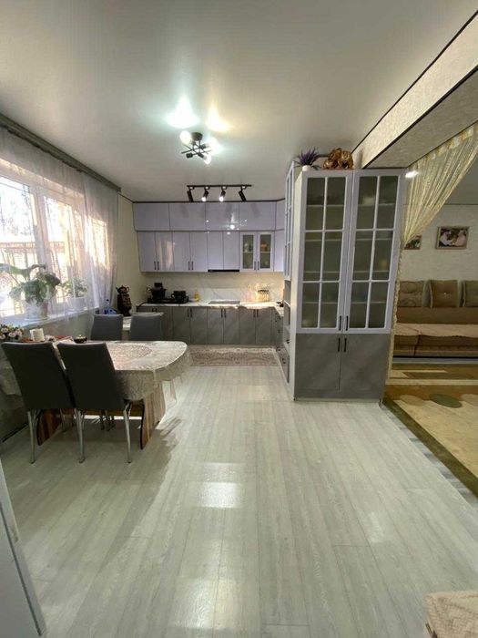 Продам двухэтажный танхаус