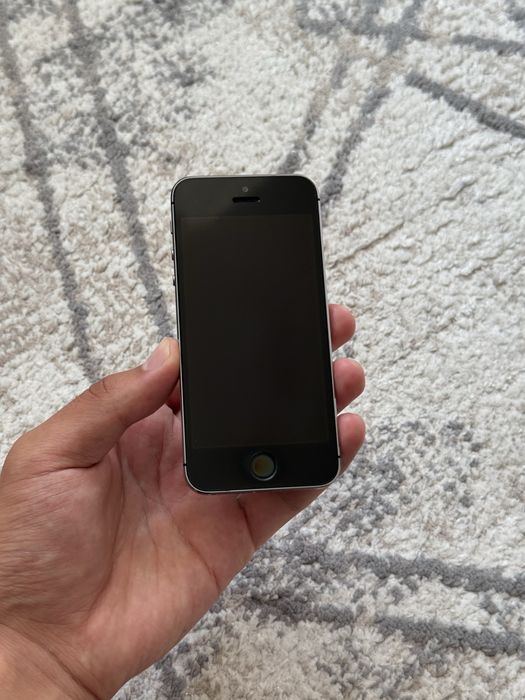 iPhone 5s 16гб В идеальном состоянии