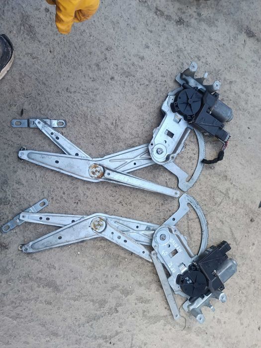 Механизъм с мотор, десен стъклоповдигач Опел Мерива А / Opel Meriva A