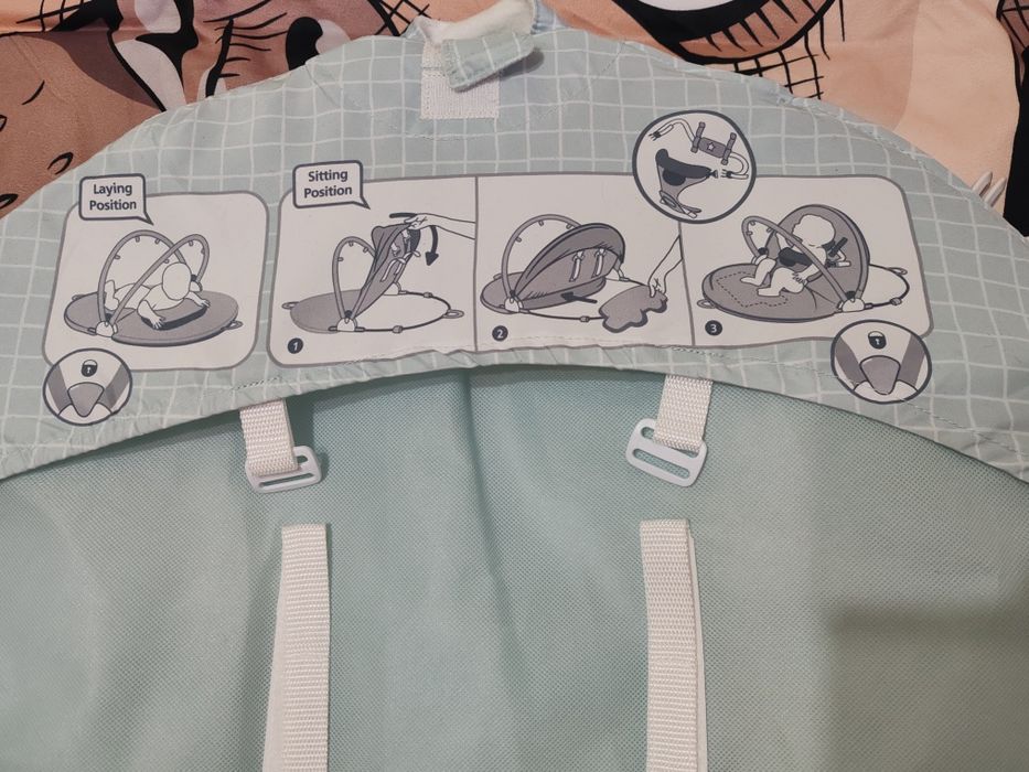 Centru de joaca pliabil cu sezlong si model urban pentru 0-12 luni