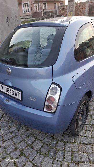 Нисан микра две врати бензин
