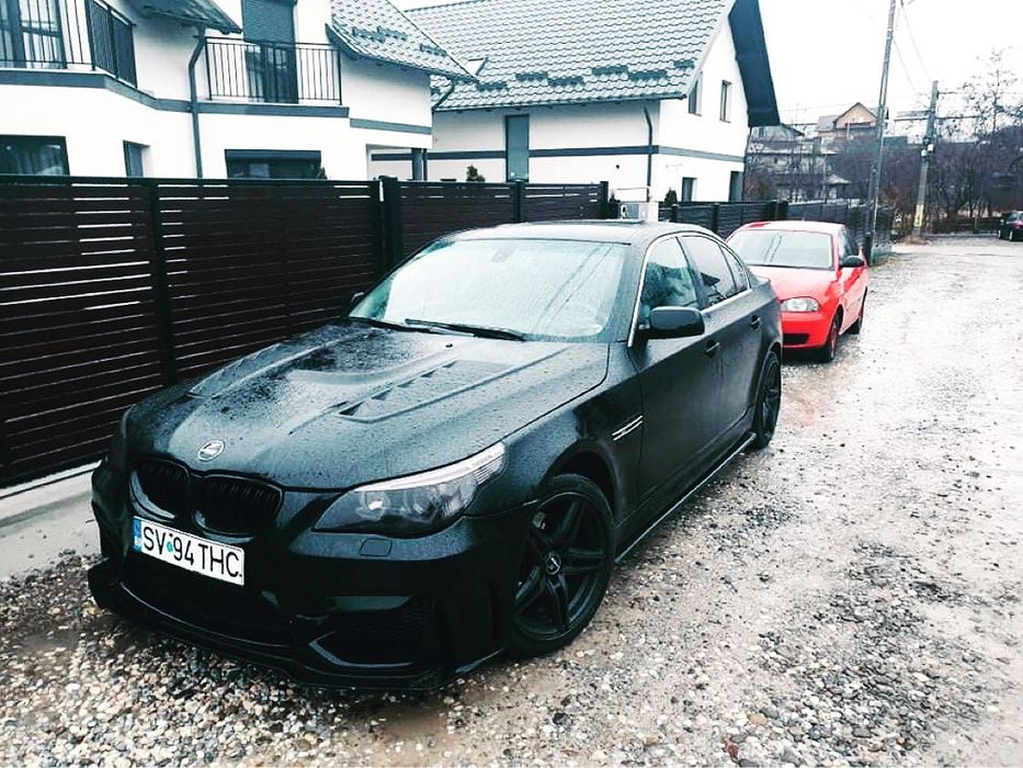 Vând BMW e60 motor 2.2i