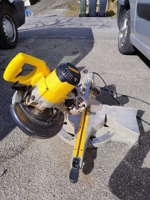 Циркуляри Dewalt и Hihoki