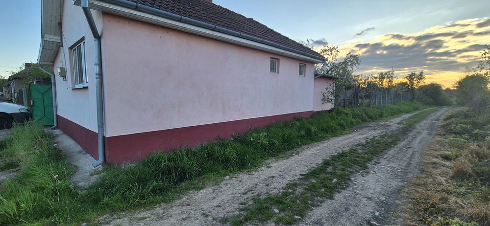 Casa de vanzare situata in Chijic