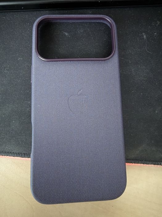 husa iphone 17 pro max techwoven
