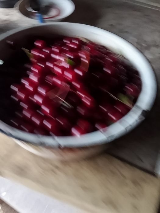 Продам ягоды в ахмирова