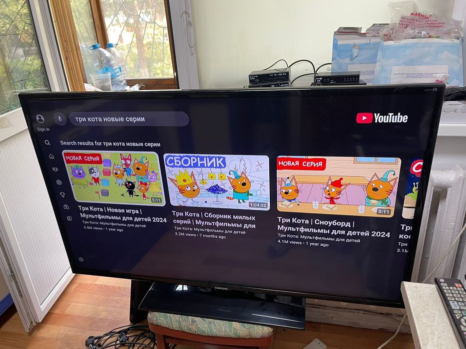 Смарт телевизор Samsung 120 см WiFi YouTube