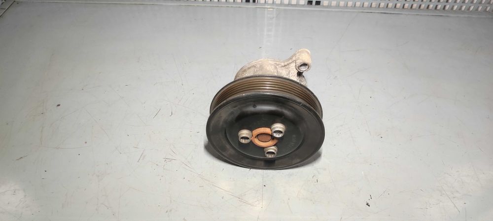 Pompa apa Volkswagen VW golf 6 variant cod 03D121028B