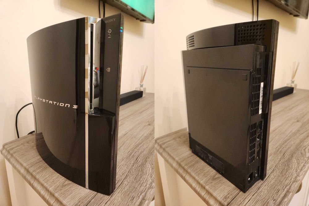 PlayStation 3 (PS3) 60GB (CECHC04) Modat, cu delid, Backwards Compat.