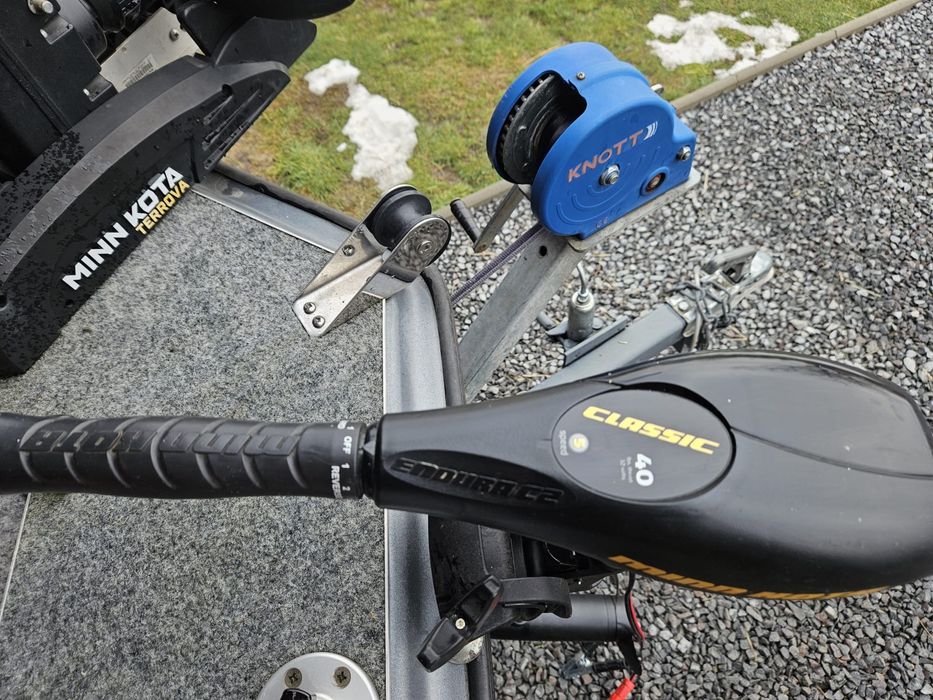 Motor electric Minnkota.