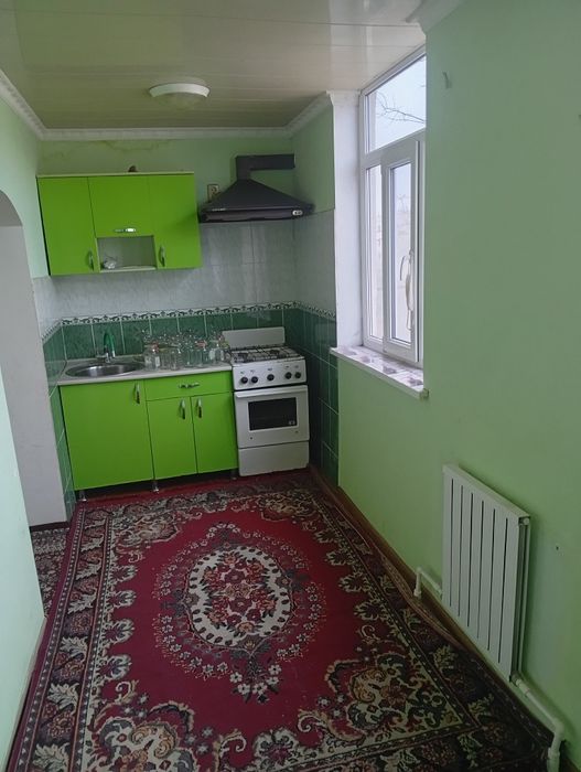 Манеж енда 3-каватда жойлашган 3 хонали квартира сотилади