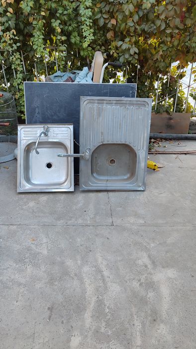 Продам кухонные мойки