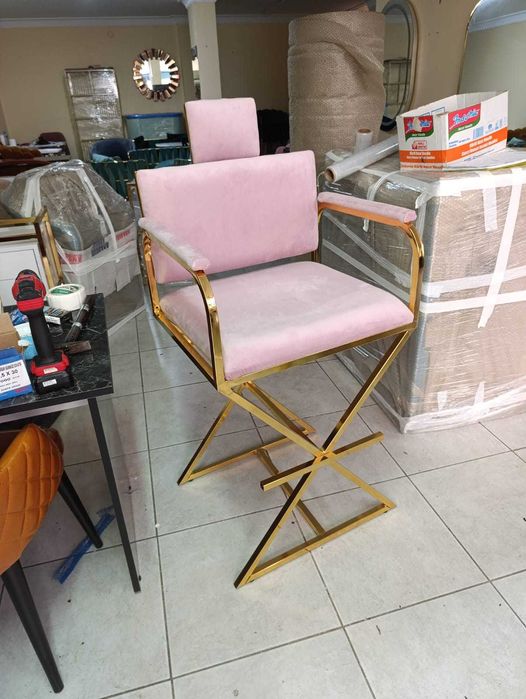 Стол за гримьори. Безплатна доставка