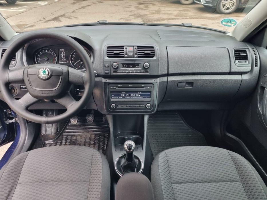 SKODA Fabia 2011 — imagine 5