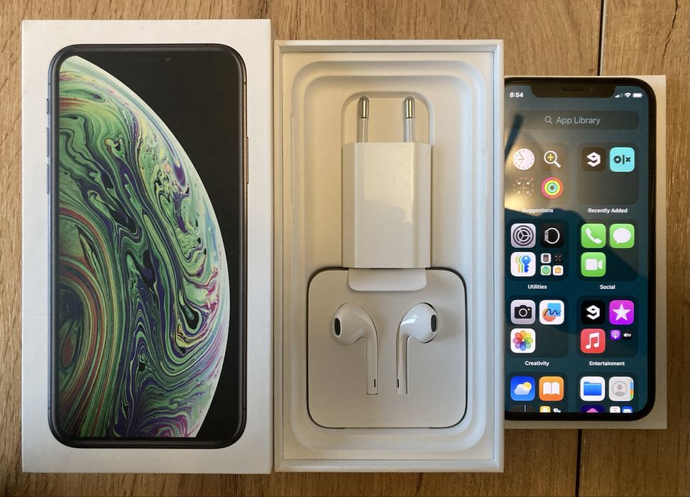 IPhone Xs - като нов