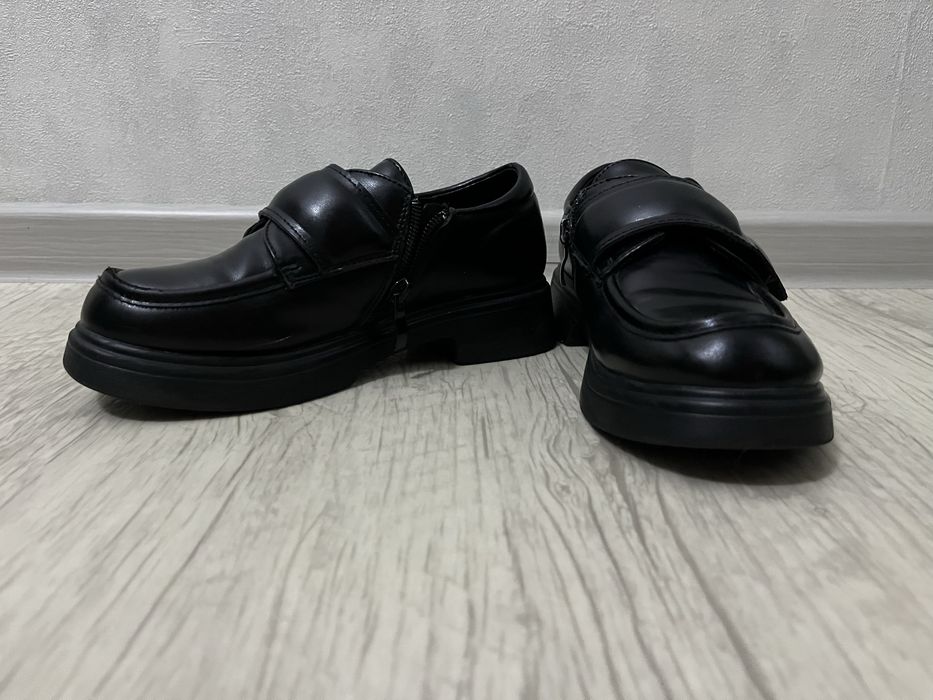 Школьные  туфли,закрытые