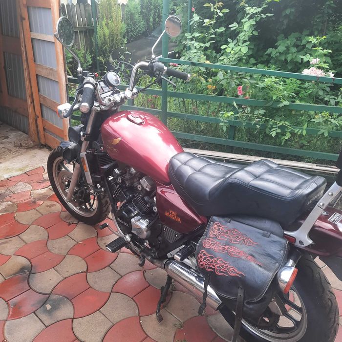Vand Honda Magna Vf 500