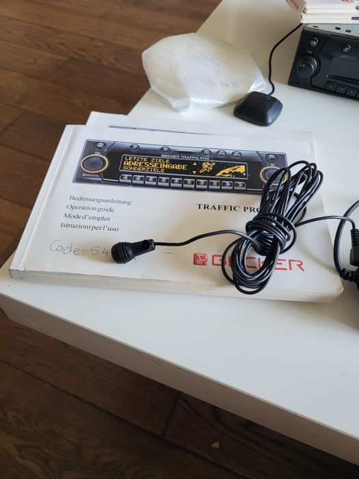 Becker Traffic Pro High BE7820 навигация за кола с блутут Parrot