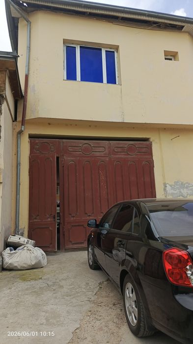 Guliston shaxar Vodnikda 2 etashli uy sotiiladi xamma sharoyiti alo