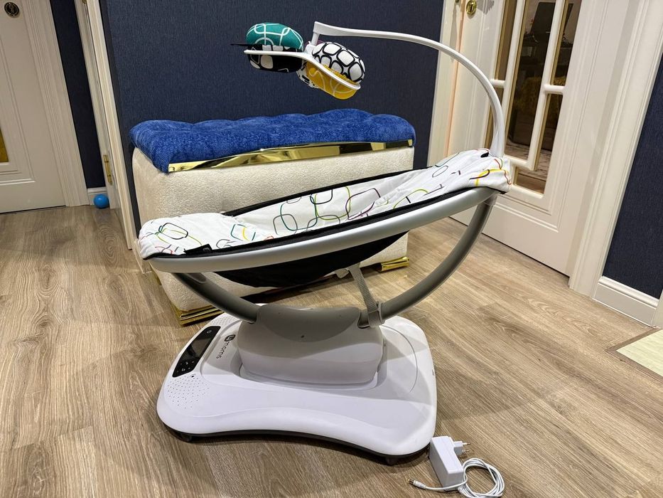 Автолюлька американская 4moms работает отлично