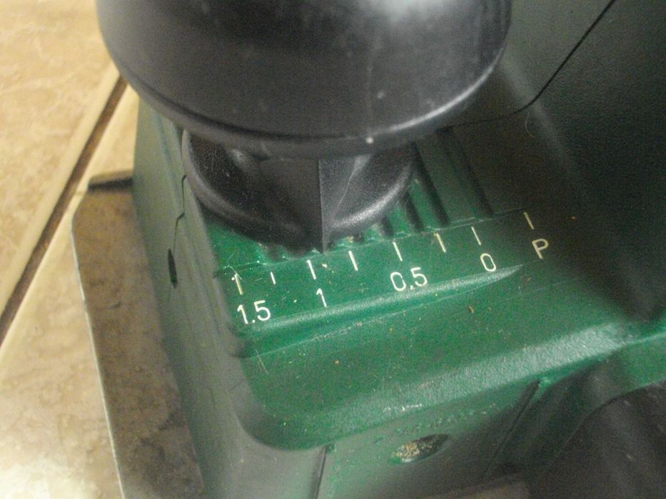 Ел. Ренде Хобел Немско 900W/82мм King Craft/ 500W Bosch PHO1 Malaysia