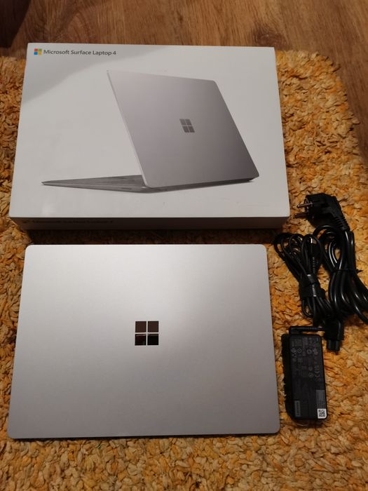 Microsoft Surface Laptop 4 Ryzen 5 4680U 8Gb 256gb touchscreen