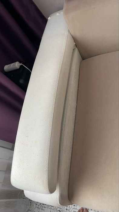 Диван бежевая б/у