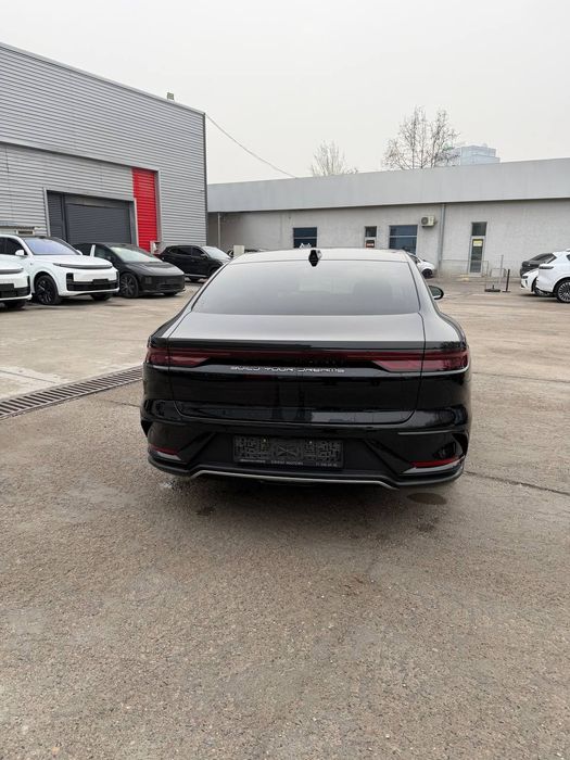 BYD han SMART 605km 2025yil. Srochna sotiladi.