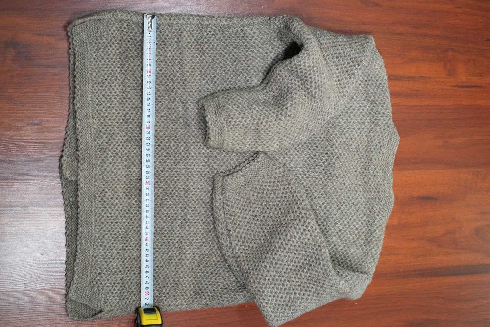 Разпродажба на ръчно плетени блузи - 100% вълна