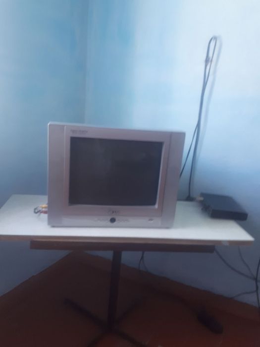 Продается телевизор