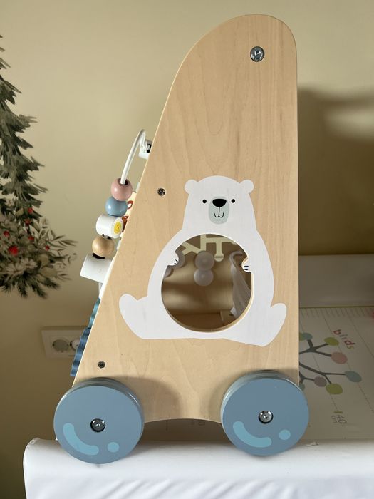 Проходилка за бебе / уокър