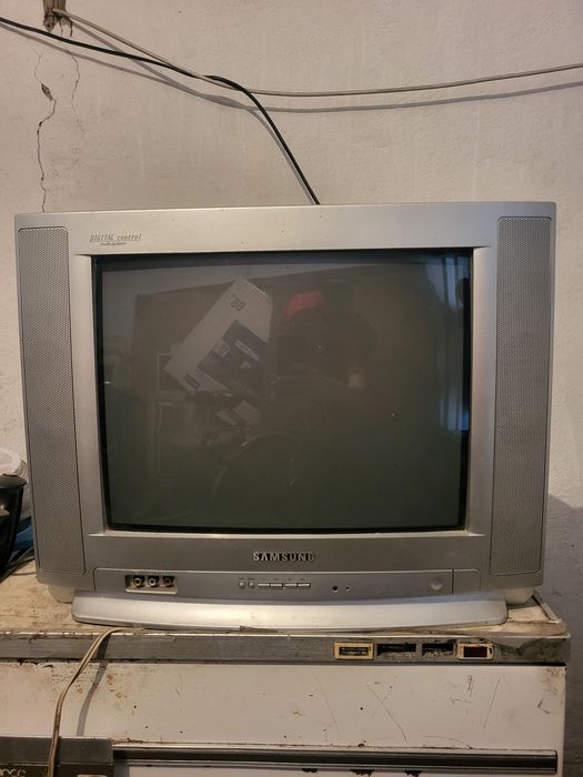 Продам телевизоры