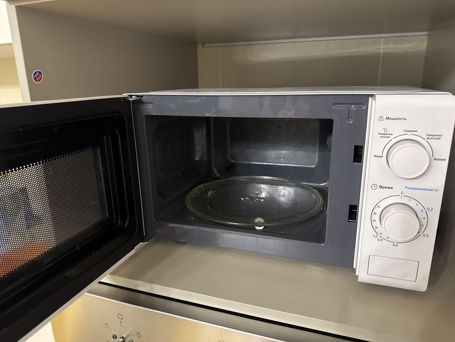 Продам микроволновую печь