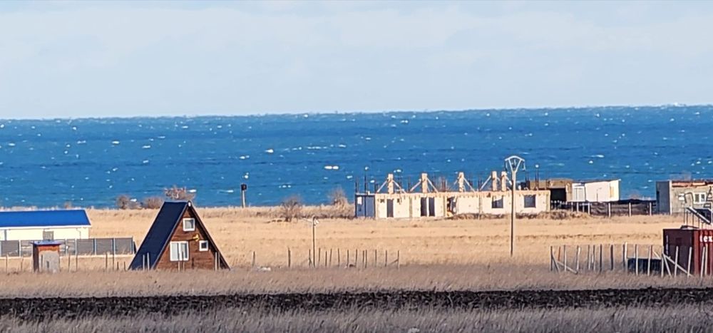 Vand 1 Lot Teren 650 mp deschidere la 2 strazi,Asfalt, la Plaja Corbu