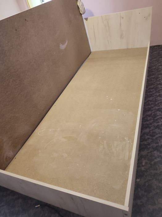 Pat de vânzare folosit 1 an