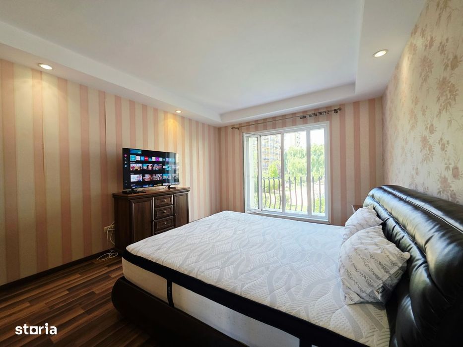 Apartament 2 camere Cosmopolis | Vedere piscină | Parcare inclusă
