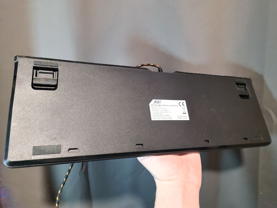 Tastatură mecanică ADX Optical Mechanical – switch-uri maro