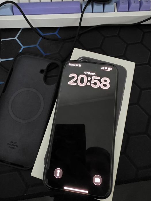 Продам Iphone 16 Plus 128GB 99%