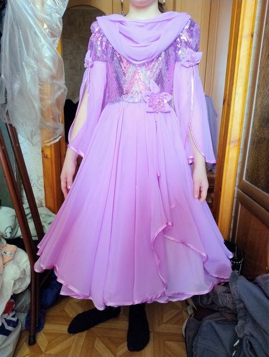 Продам платье для девочки