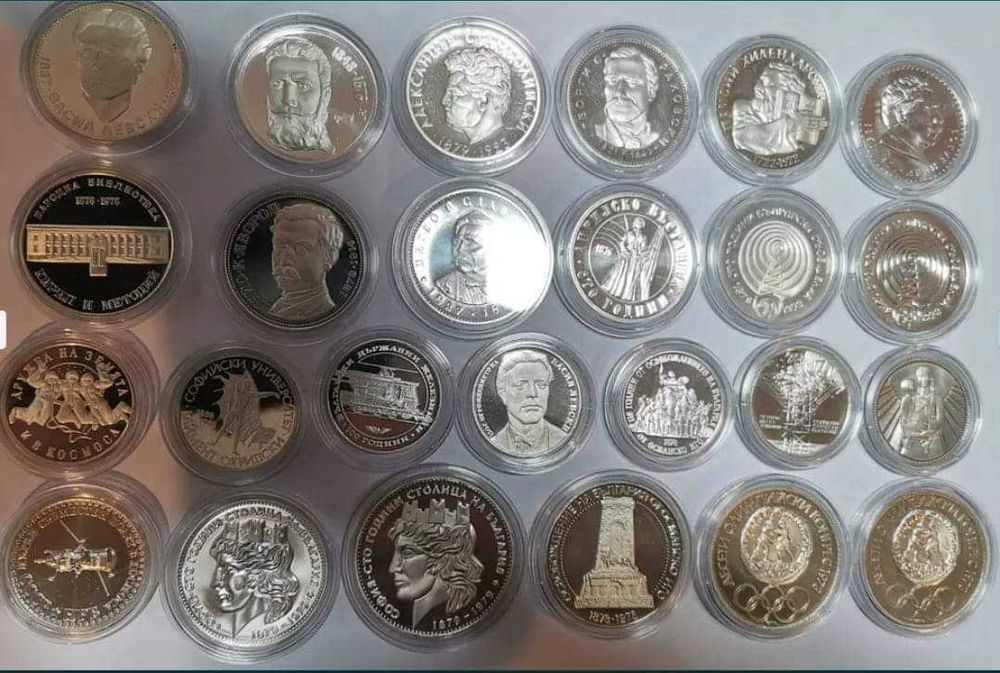 колекция български сребърни юбилейни монети БНБ