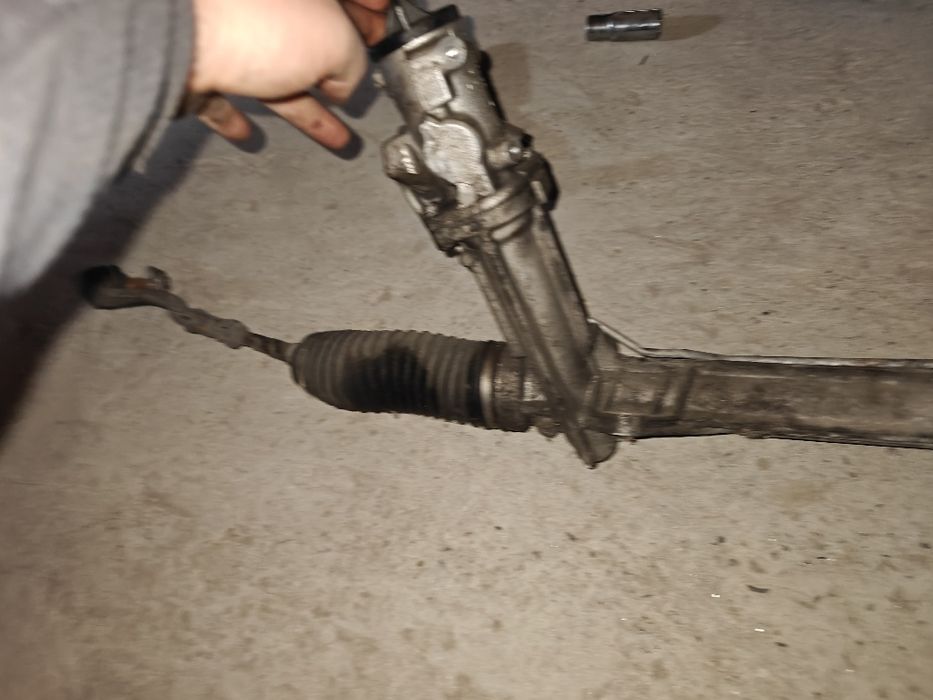 Casetă direcție hidulica BMW X5 X6 e70 e71 volan stânga