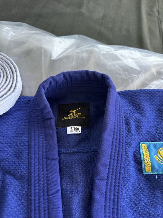 Продам кимоно новая