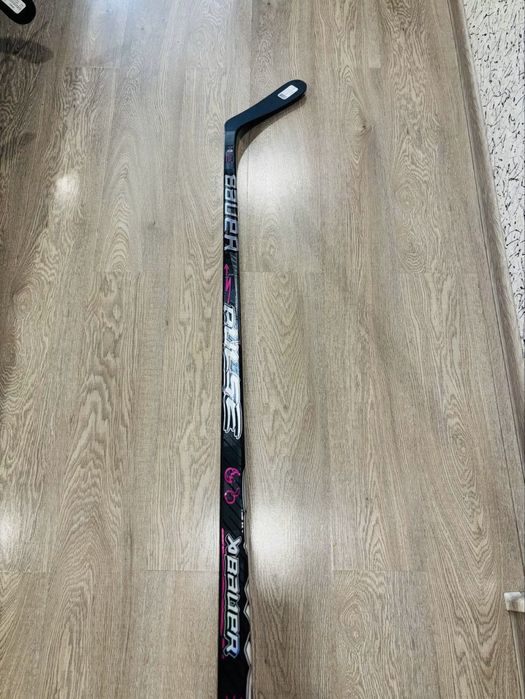 Хоккейнве клюшки Bauer и CCM
