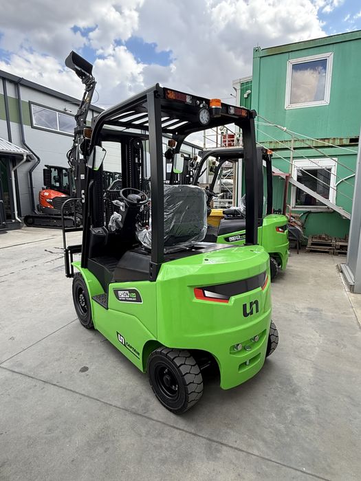 Stivuitor Electric Electrostivuitor 2,5T NOU LI ION 5 Ani Garantie