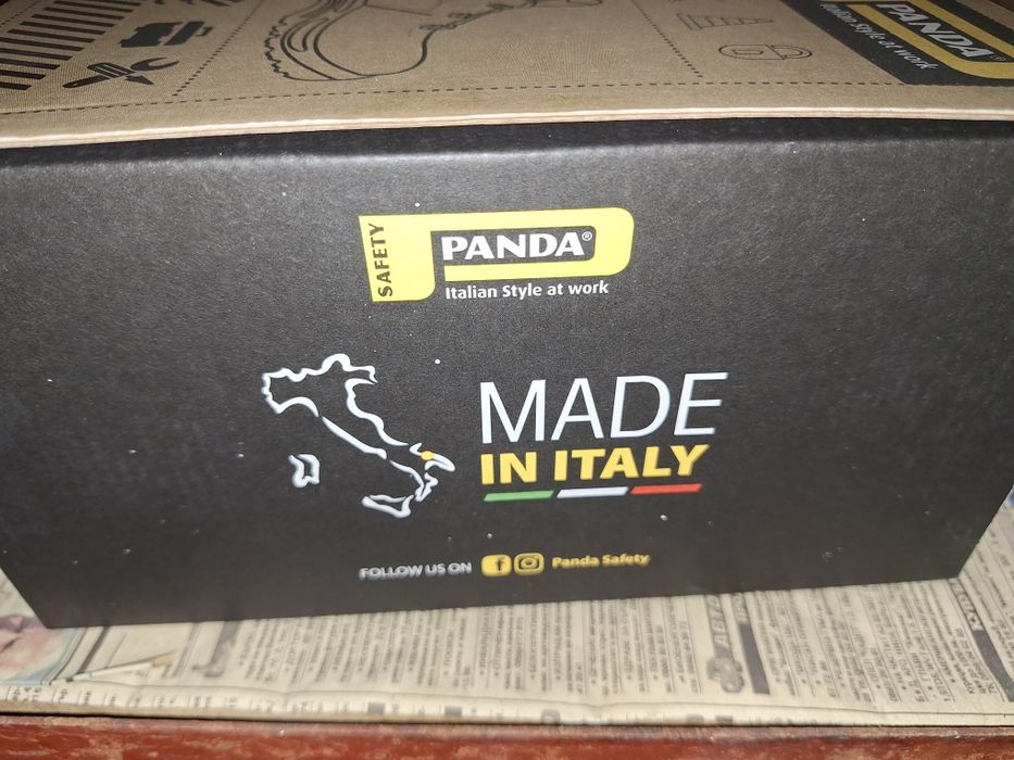 Продавам обувки обезопасени