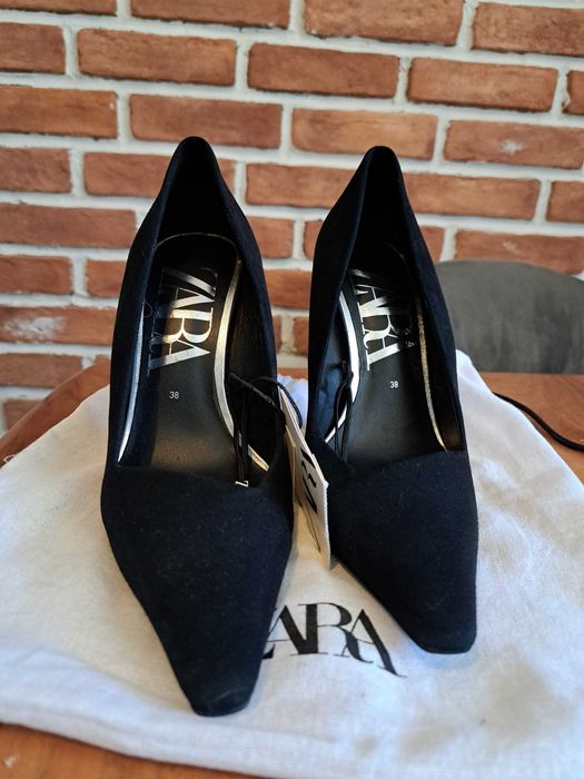 Официални велурени обувки Zara, 38 номер, чисто нови с етикет