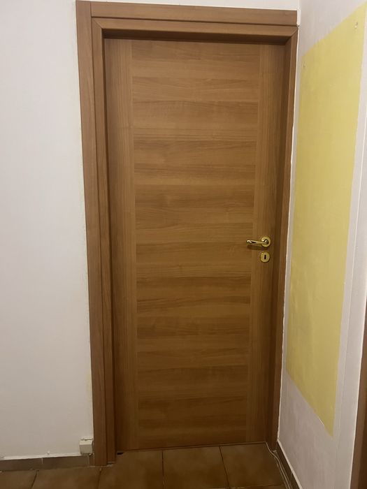 Ușă interior cu toc