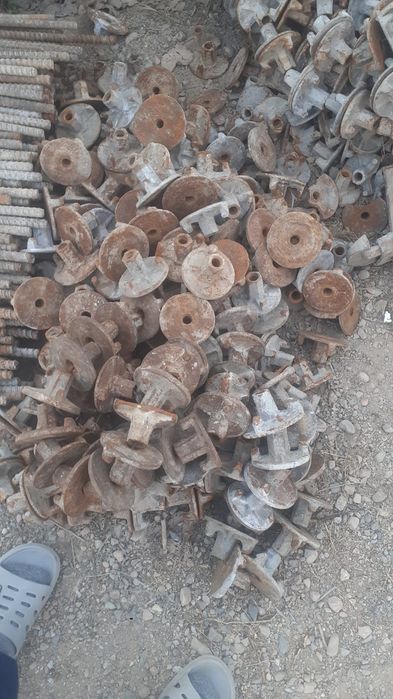 Тайрот а комплекте  и без