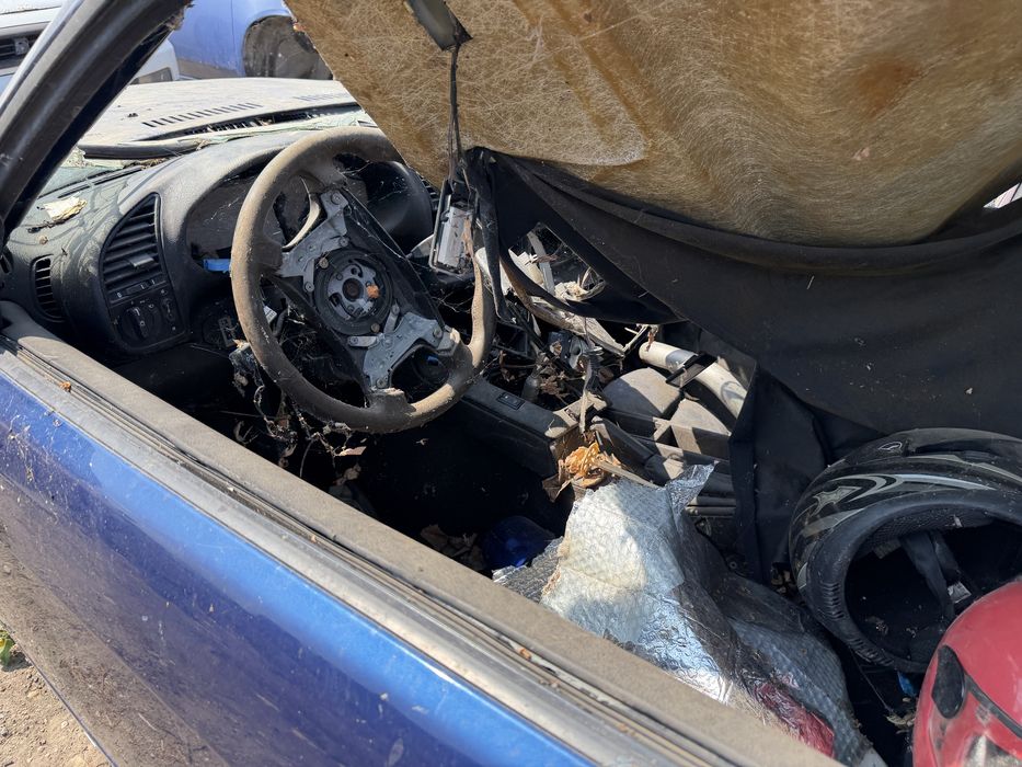 BMW E36 Coupe 320i 150 к.с. на части